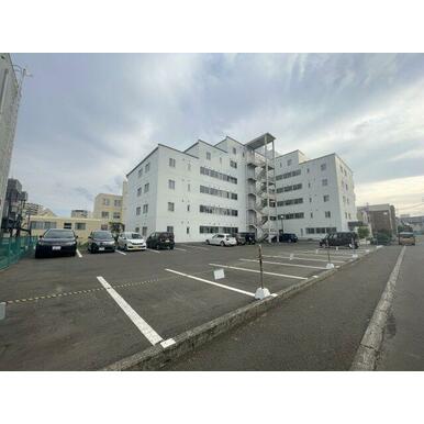 札幌 / 月寒中央站 / 3房2廳 / 77.44m²(23.42坪)