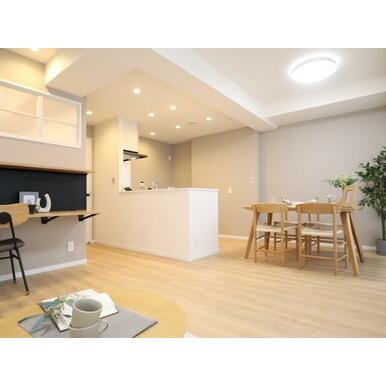 大阪 / 堺筋本町站 / 4房2廳 / 84.12m²(25.44坪)